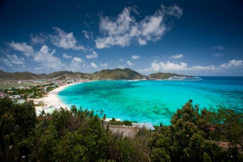 Caribbean Spotlight: Sizzling Sint Maarten