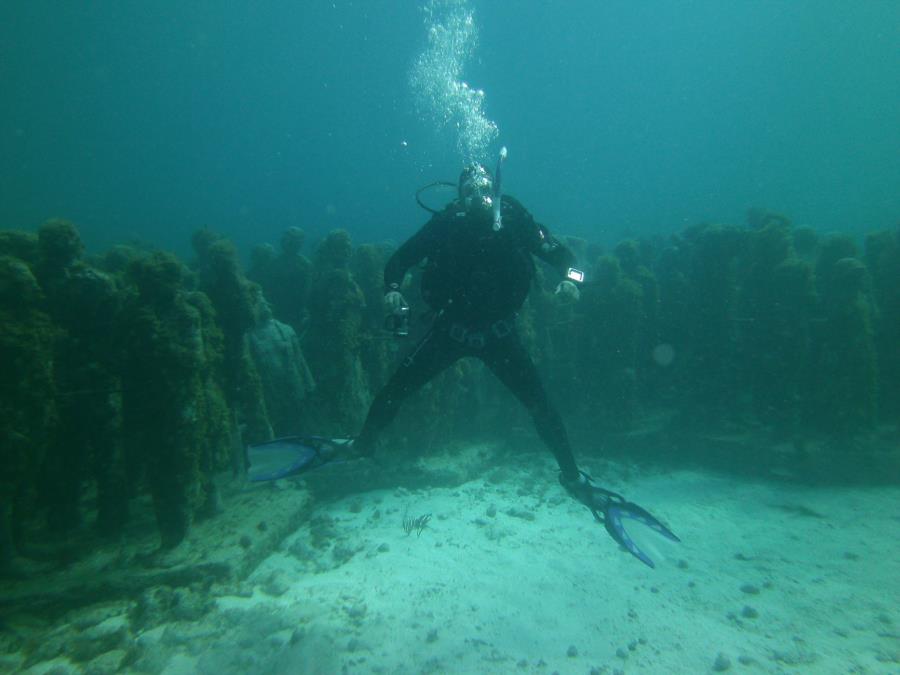 Manchones Reef Mujeres Underwater Museum aka MUSA - Museum_Cancun