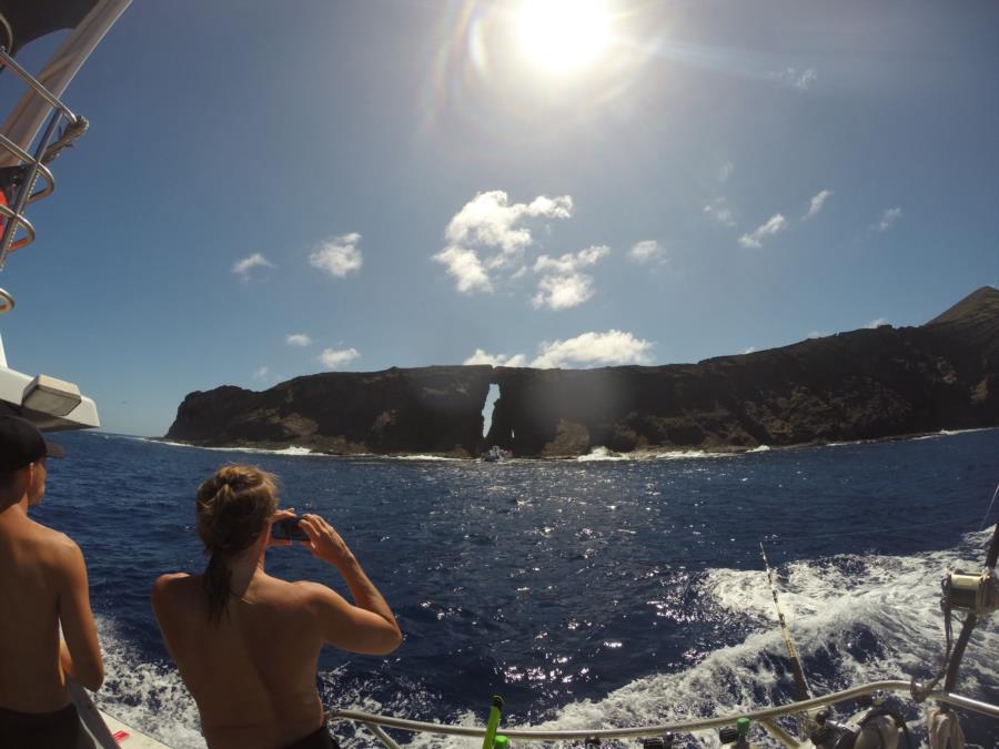 Niihau - Keyhole on Lehau, small island off Niihau