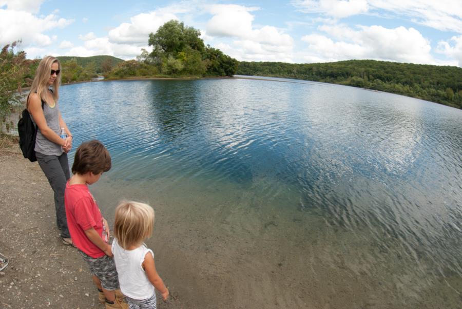 Tilcon Lake (Lake Tilcon/Hidden Lake) - Family scouting out the site with me