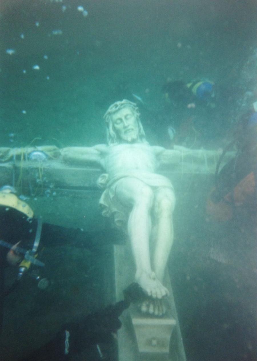 Underwater Crucifix - Crucifix