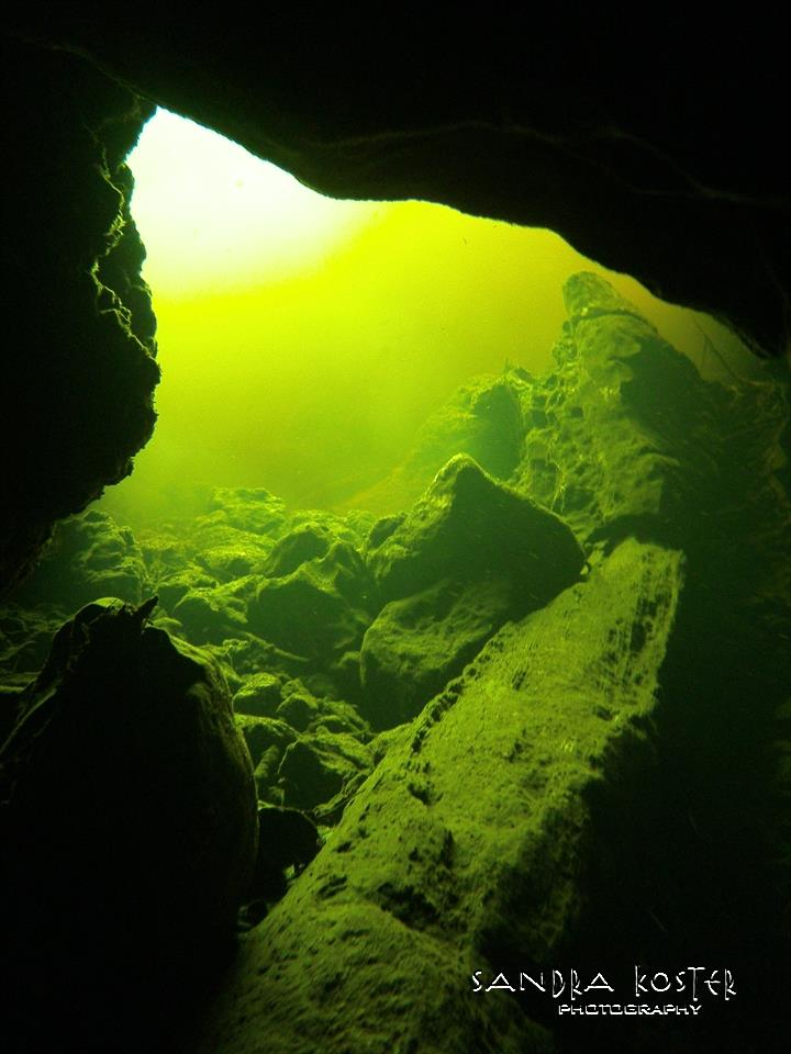 Lineater Spring - From inside the cavern zone (point & shoot shot)