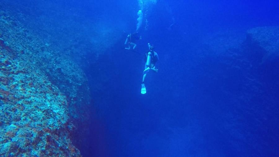 Crevice - Distance Shot of the Crevice