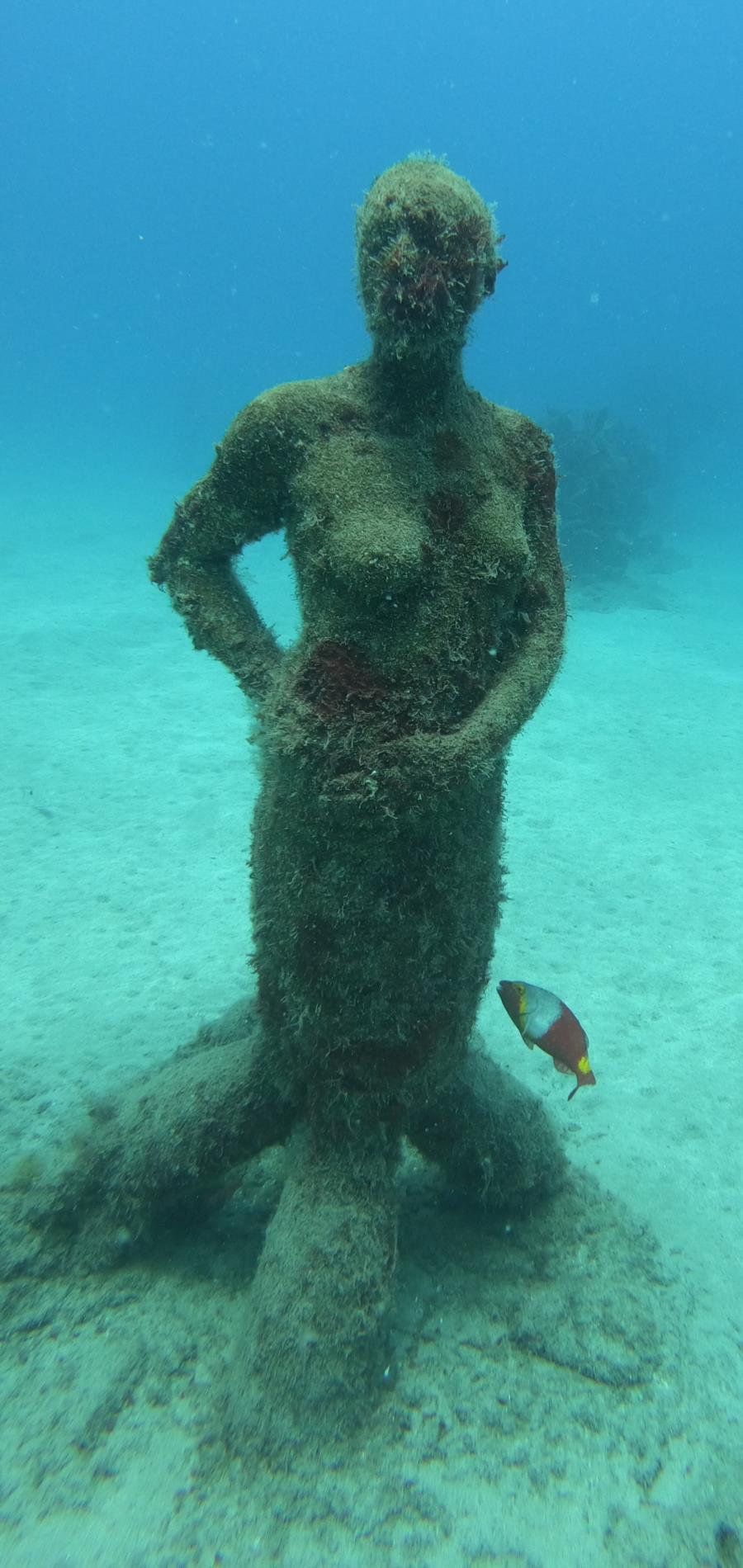 Museo Atlántico (Atlantic Sculpture Museum) - Statue at Museo Atlántico