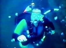 Male looking for female dive partner