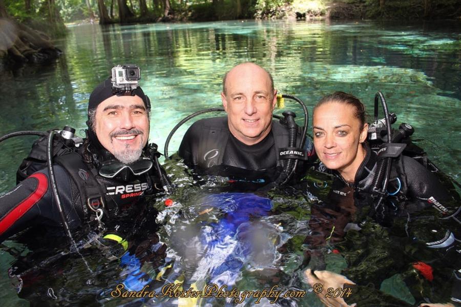 Mauricio, Kevin & Susan on the steps by Little Devil, Ginnie Springs, FL