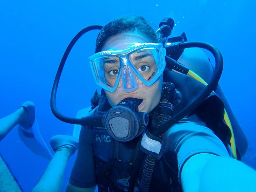 Into the blue - Rangiroa - French Polynesia