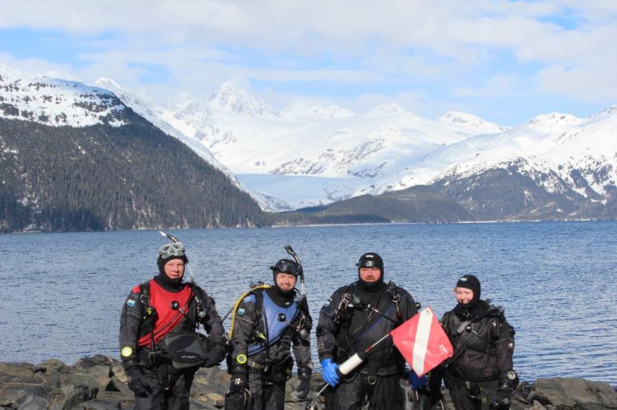 Diving at Smitty’s Cove in Whittier, AK (03/25/2017)