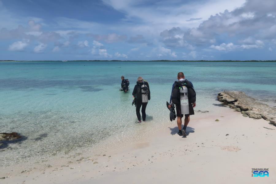 Lac Cai Shore Diving Treasure By The Sea Bonaire