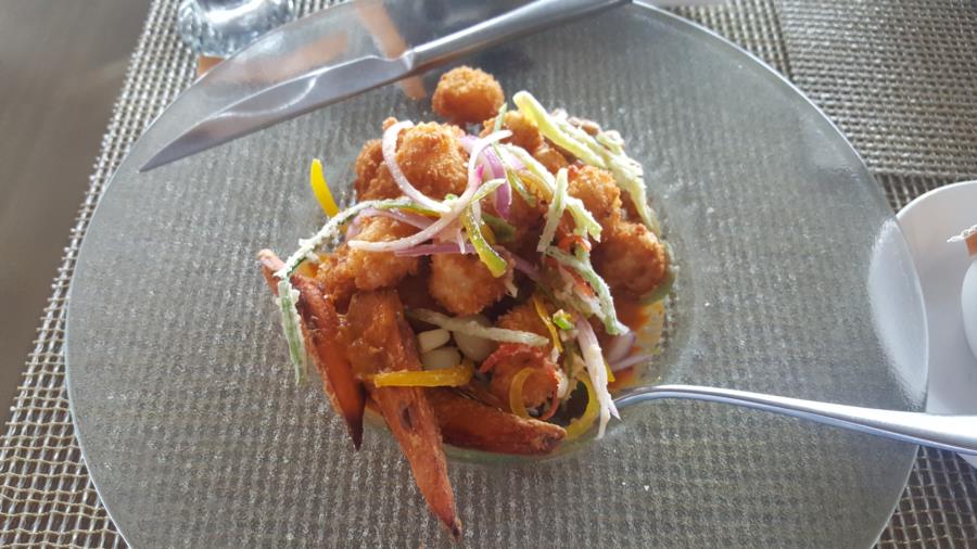 Fried seafood mix in Panamá
