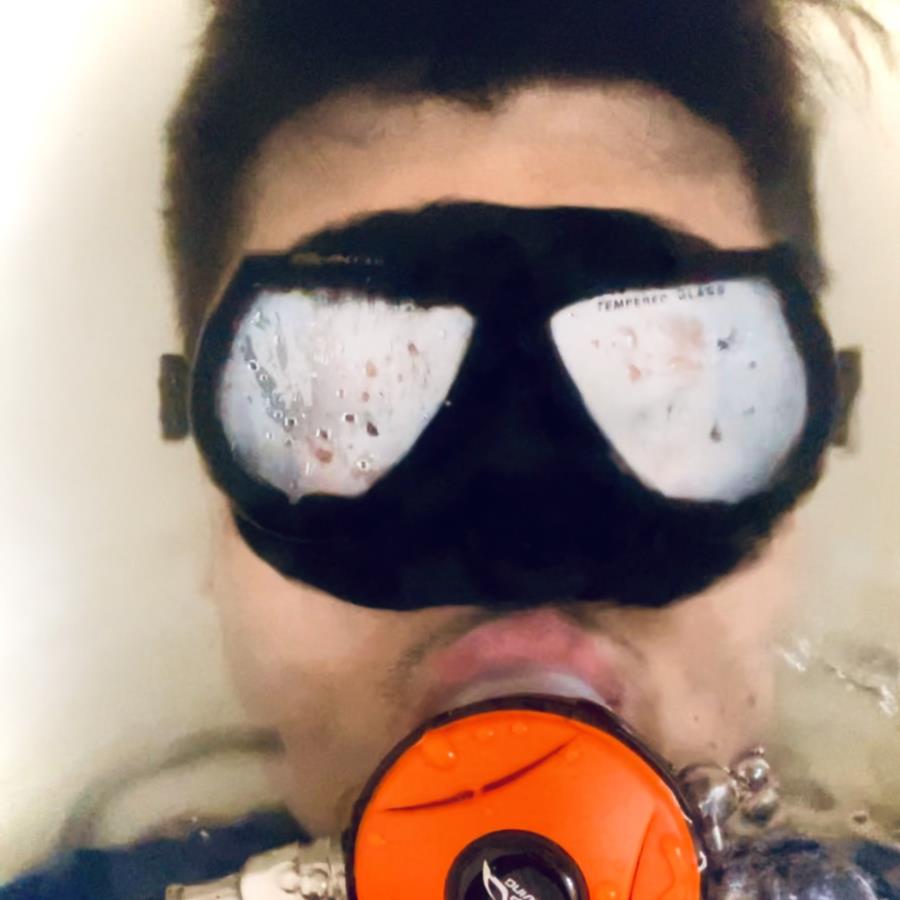 Diving test with cheapo regulator…