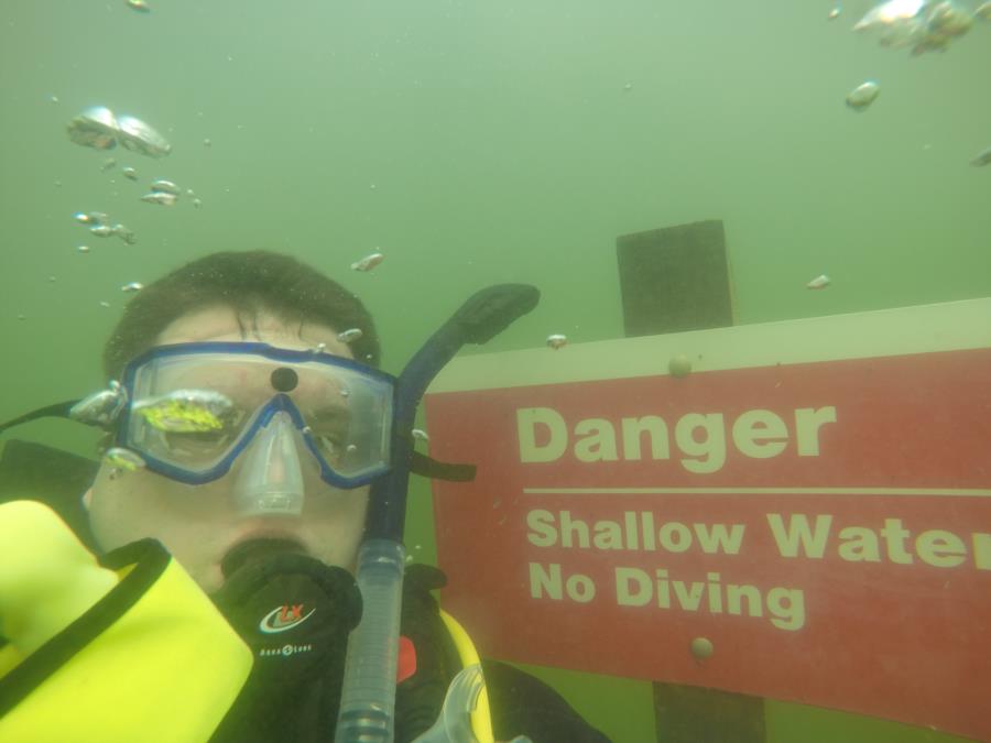 No Diving!