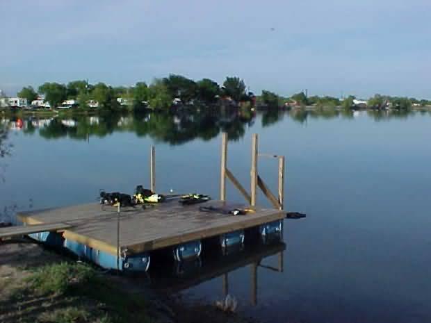 Twin Lakes Scuba Park - Dock