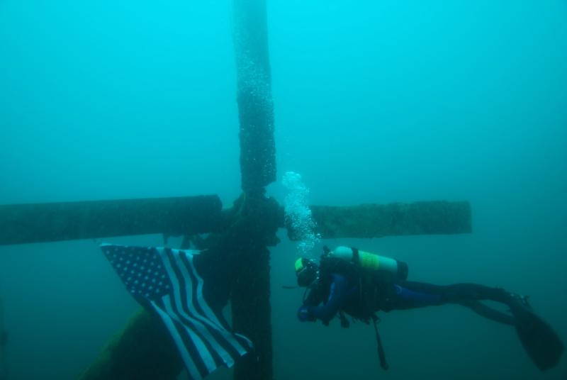 Lake Hydra, was Dutch Springs - Helicopter & American Flag