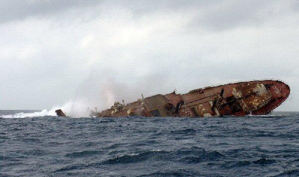 Texas Clipper - Texas Clipper sinking