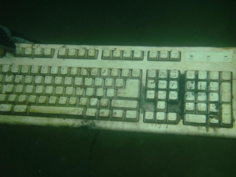 Mammoth Lake - key board found in the sub