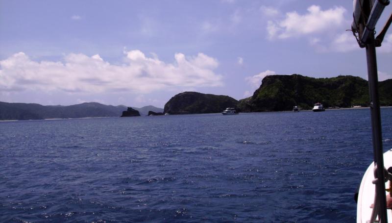 East Zamami-jima - E Zamami-jima dive boats