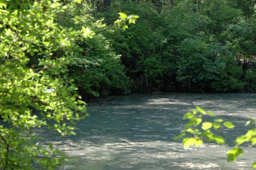 Blue Hole "The Devil’s Bathtub" - Blue Hole (NJ) - by GoogleEarth