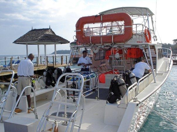 Sandals Ocho Rios - Sandals Dive Boat - Ocho Rios