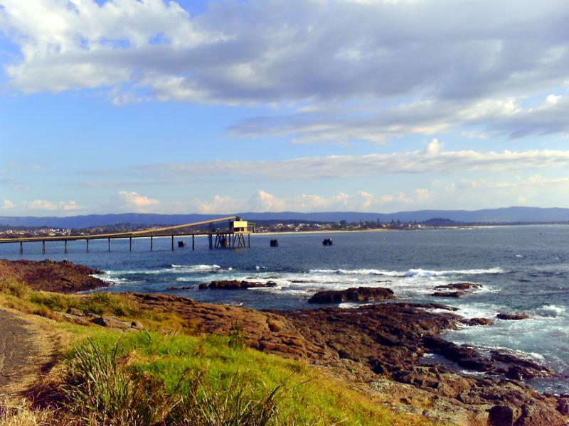 Gravel Loader - Gravel Loader - Bass Point, Shellharbour, NSW AU