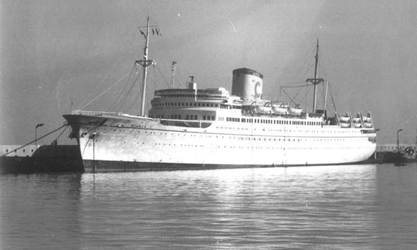 Bianca C - Bianca C, before it sank in Grenada.