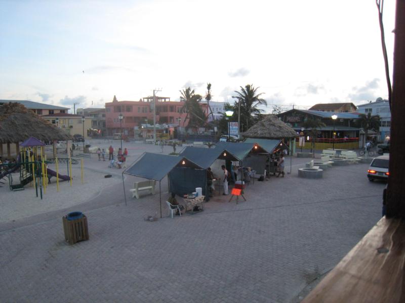 Ambergris Caye - San Pedro city square