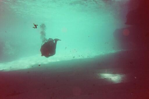 Water Cay - Swim thru to lake