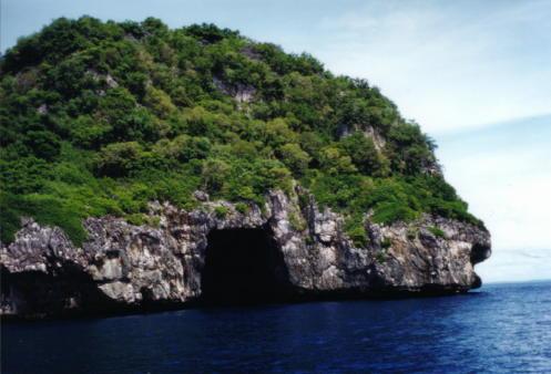 Gato Island - Gato Island - Cavern