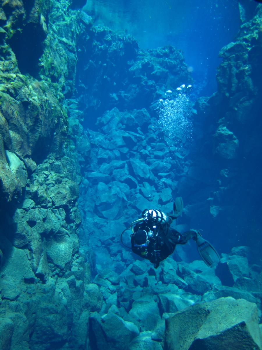 Silfra, Silfra Crack - Diving in Silfra 2010