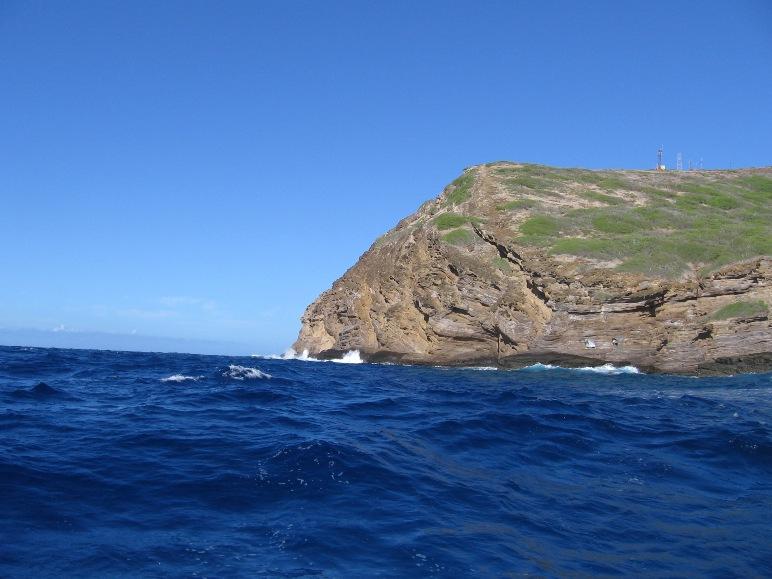 Hanauma Bay Sea Cave or "Big Sea Cave" - view to the left