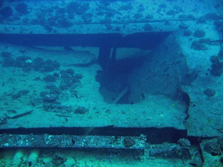 Kahala Barges - top view of top falling down