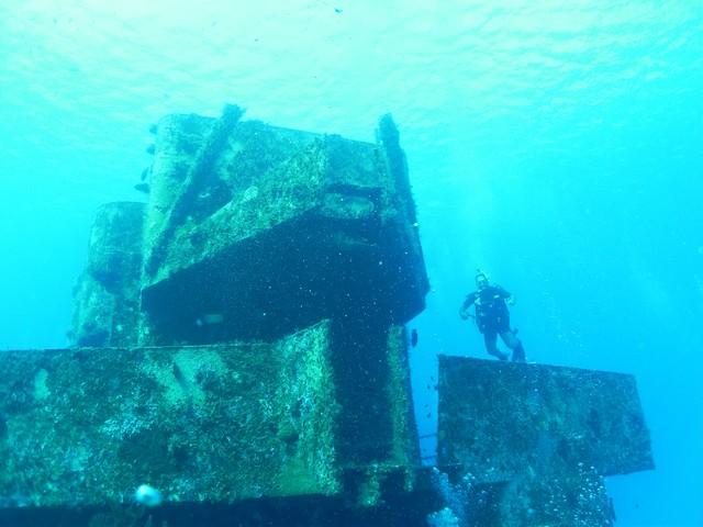 C-53 Wreck, Felipe Xicotencatl - Me at the C-53, Cozumel