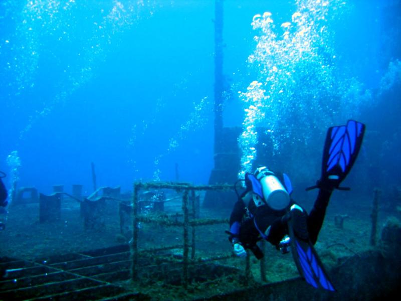 C-53 Wreck, Felipe Xicotencatl - Me heading for C-53