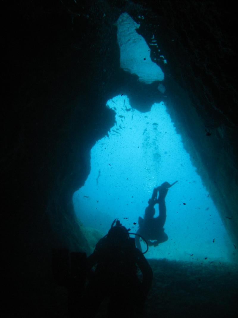 Wooli - Bubble Cave - Solitary Island