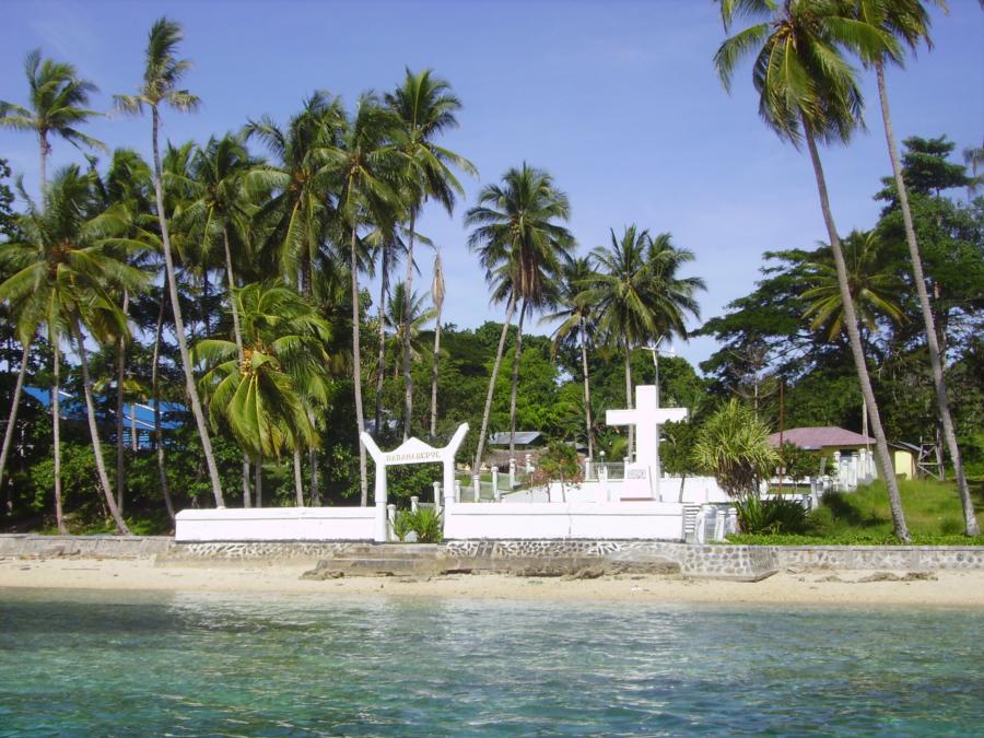 Mansinam Cross Wreck - The Cross of Pulau Mansinum