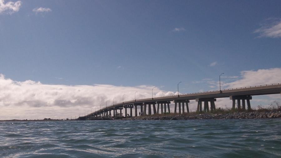 Old Ponquogue Bridge, North side - bridge