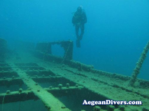 WW II Boat Wreck - WWII Boat Wreck Santorini