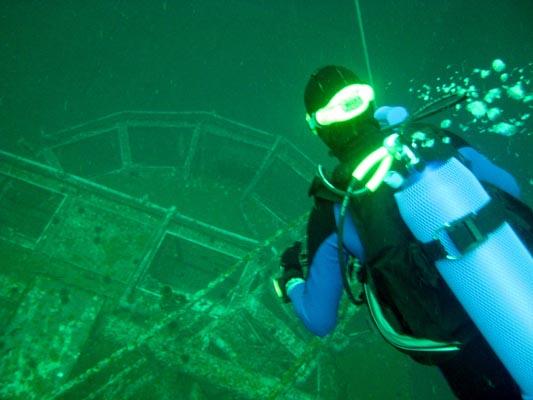 USS Oriskany - Peering down on the Oriskany