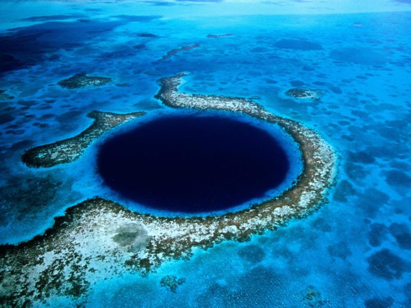 Blue Hole/The Great Blue Hole - The Hole