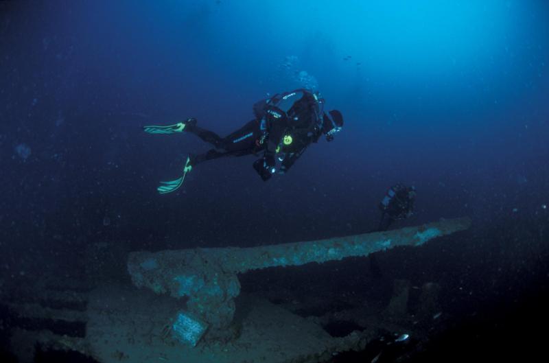 wreck dive in Marseille France