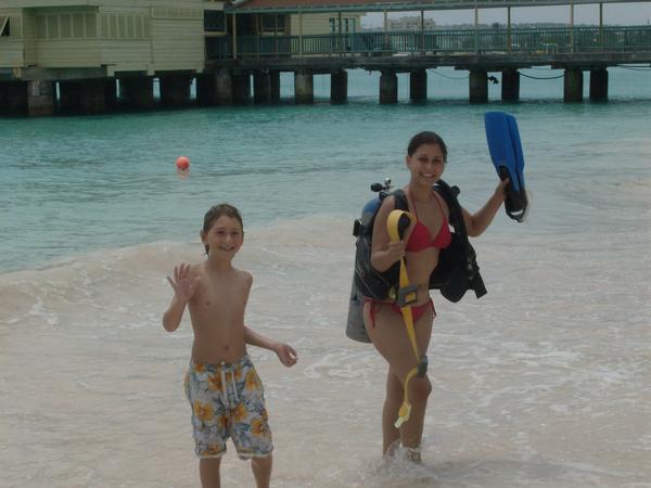Johnny greeting me after first Barbados dive