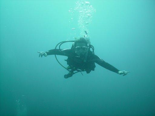 Descending to a 98 feet dive