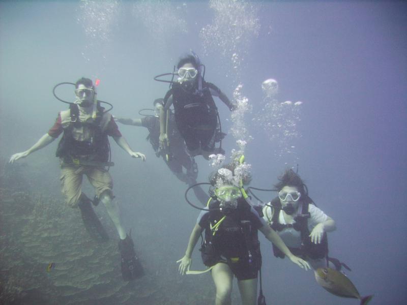 my first dive class in Guam