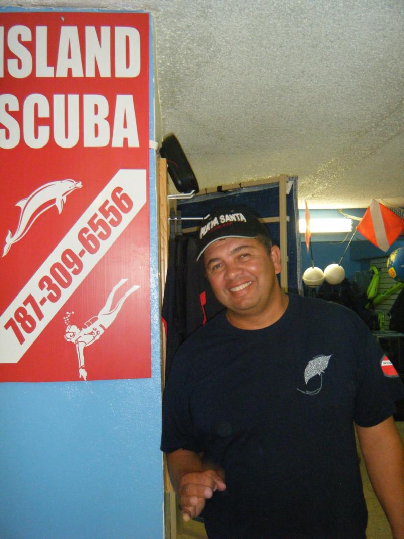 Santos. Island Scuba Owner P.R.