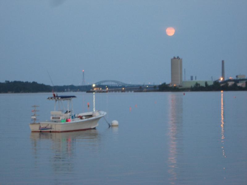 Dive boat moored on the mighty Piscataqua River