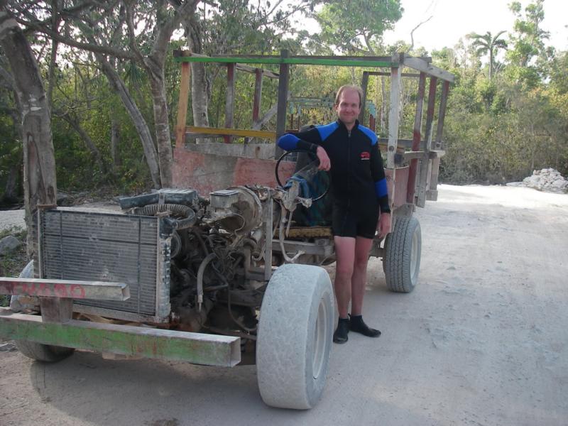 AOW_dude and the jungle-mobile to cenotes, Mexico