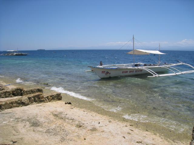 Cebu Dive Centre - Rear