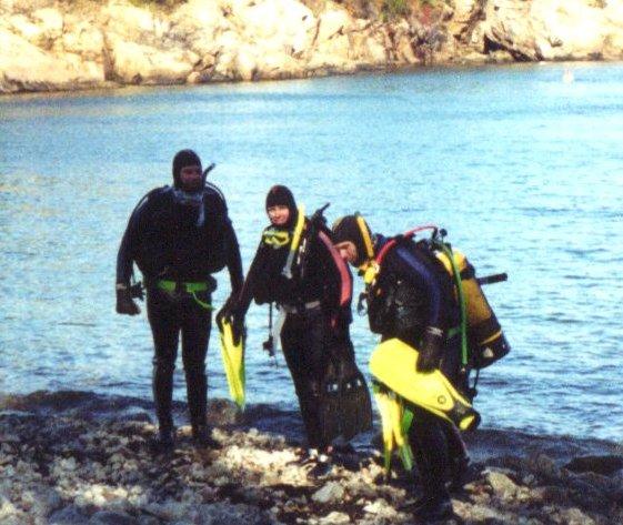 COLD water diving!