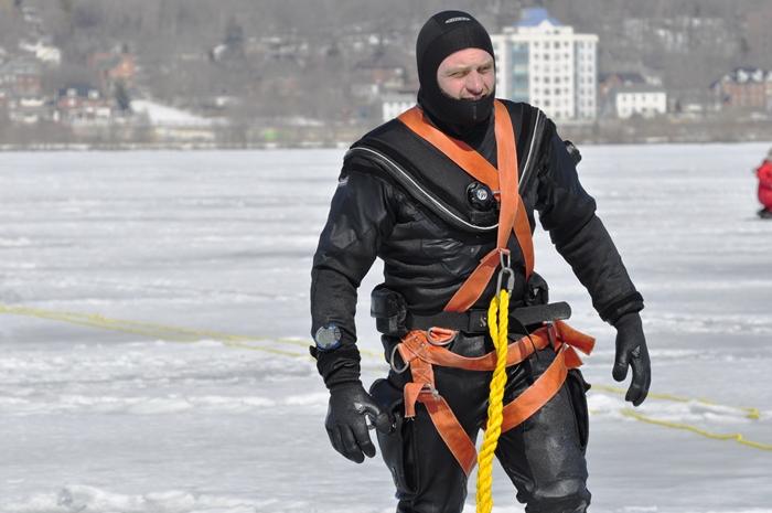 Ice Dive - Barrie