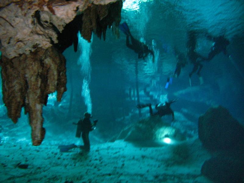 dos ojos cenotes